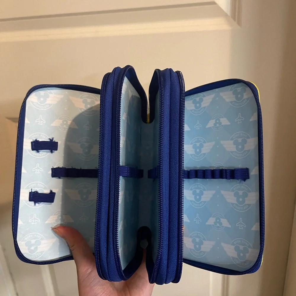 Disneyland Hong Kong Mickey Mouse Airways DISNEY 3 SECTION PENCIL CASE ORGANIZER